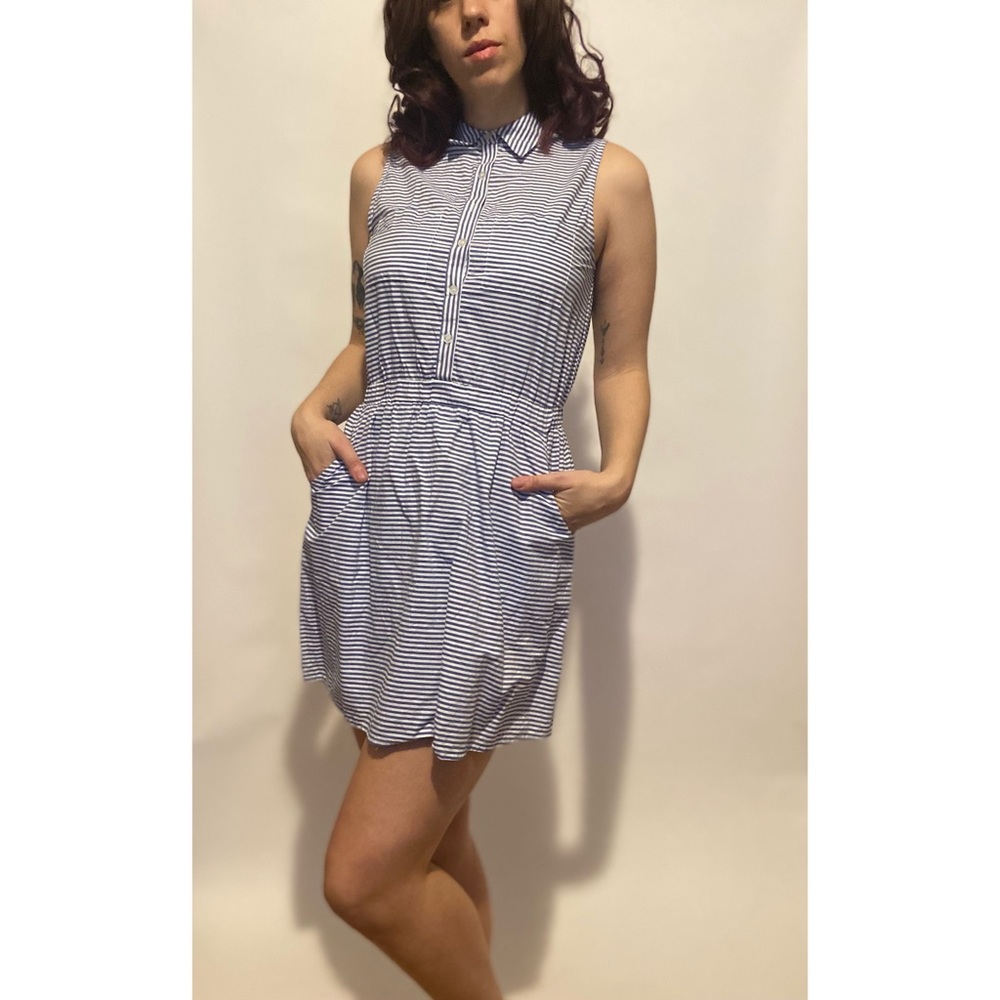 Sleeveless striped casual day dress button down with shirt collar